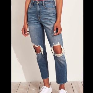 hollister ultra high rise mom jean